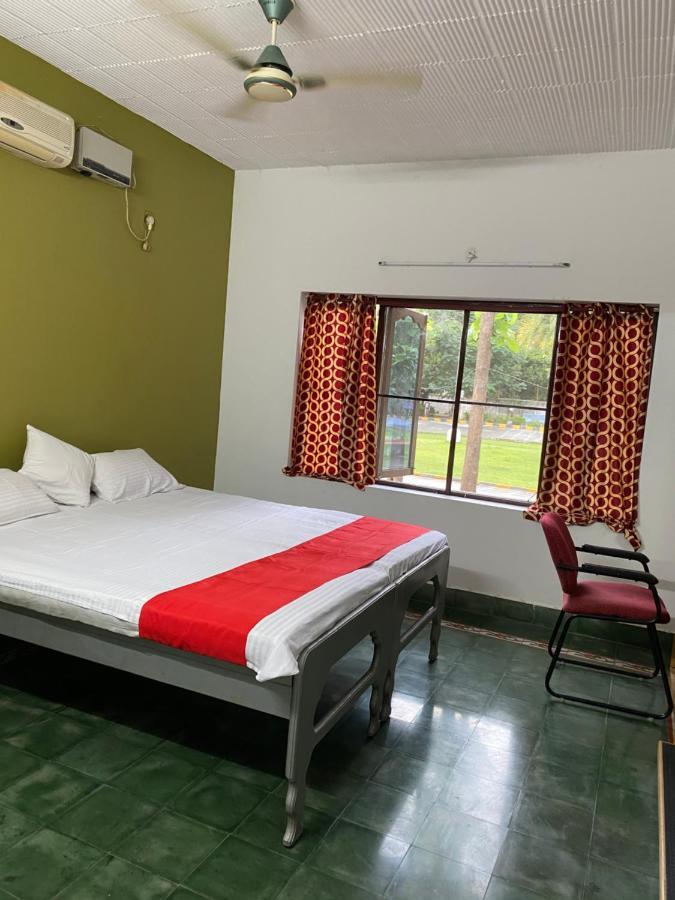 Sugam & Convention Centre Hotel